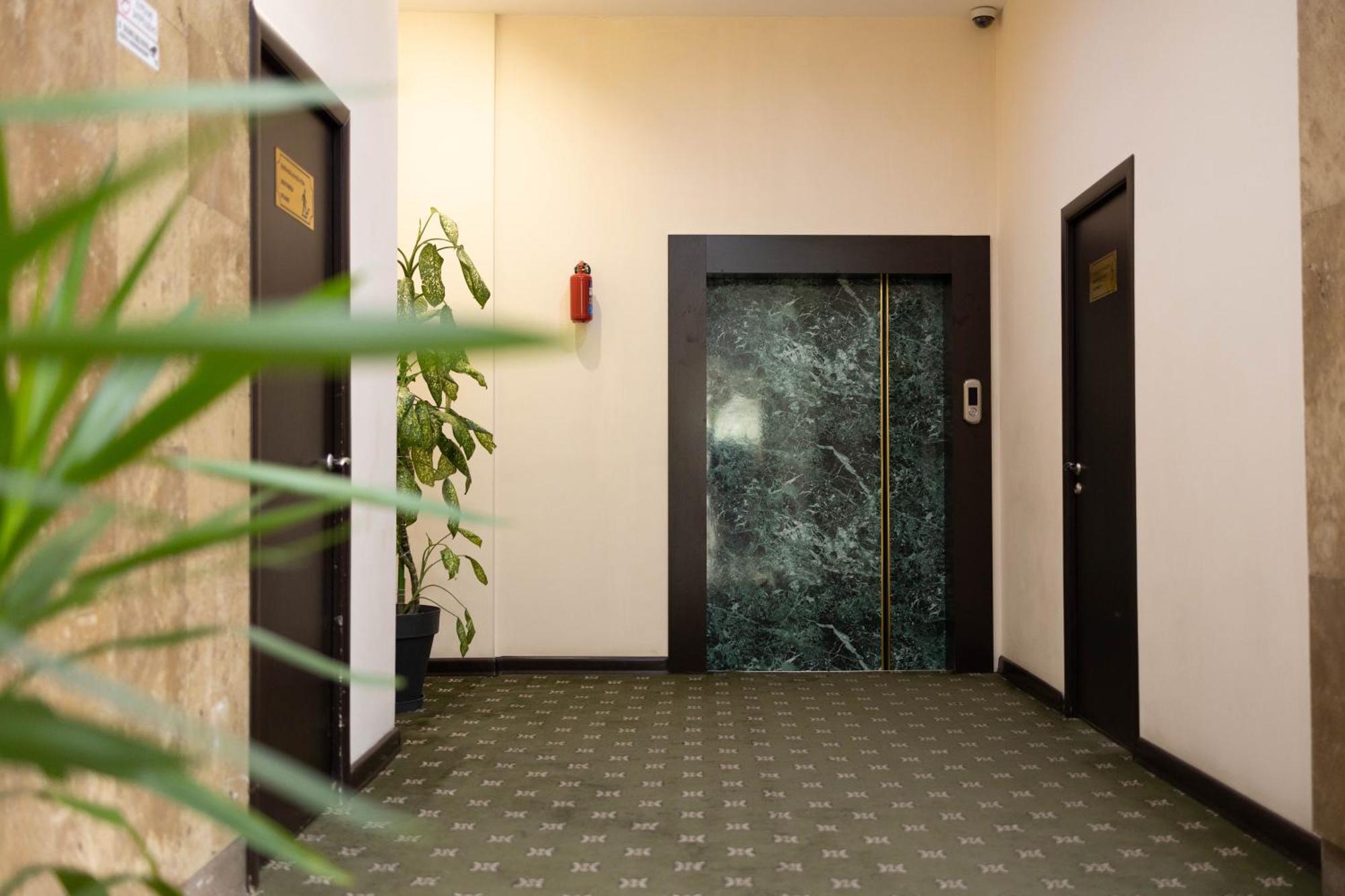Richmind Hotel Vagharshapat 외부 사진