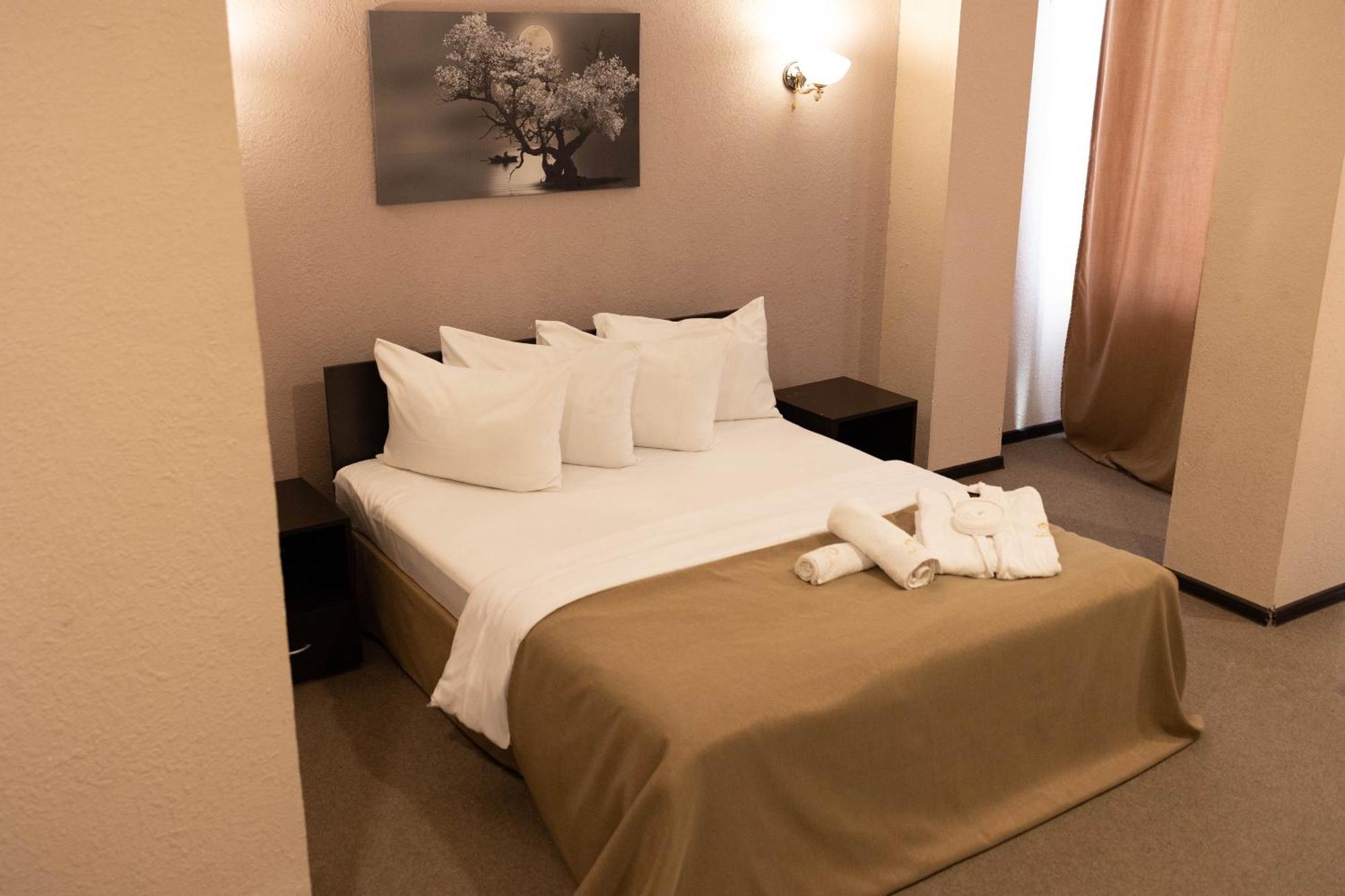 Richmind Hotel Vagharshapat 외부 사진