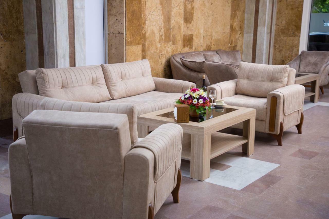 Richmind Hotel Vagharshapat 외부 사진
